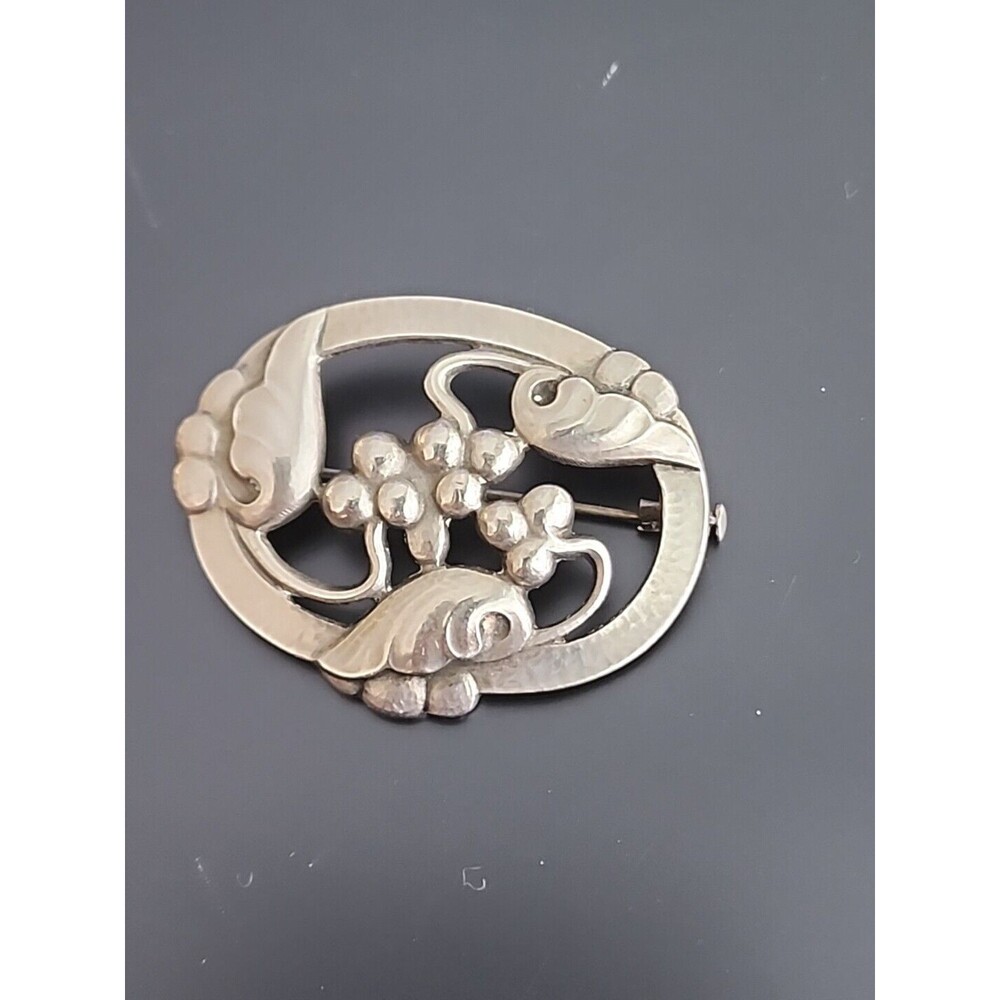 Vintage Georg Jensen Denmark #101 Sterling Silver Moonlight Grapes Brooch Pin